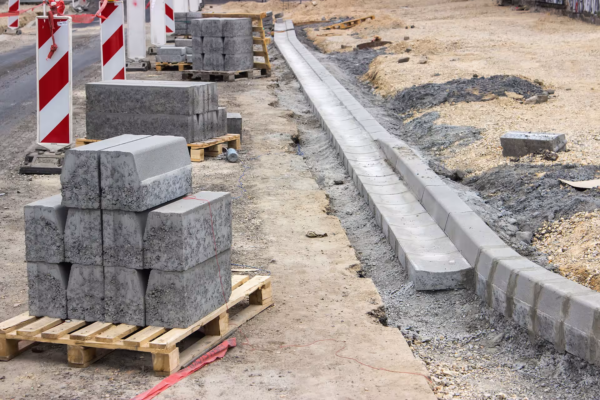 Professional Curb and Gutter services - Commercial concrete contractors in DeSoto, TX specializing in curb and gutter, curb installation, gutter systems