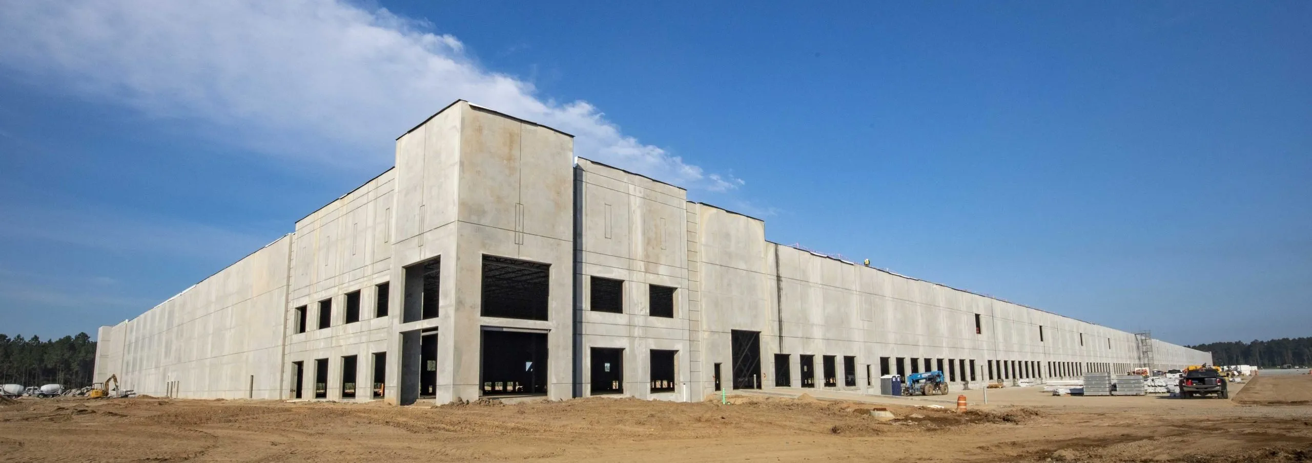 Professional Retail Storefront Construction services - Commercial concrete contractors in DeSoto, TX specializing in retail storefront construction, storefront builders, retail facade